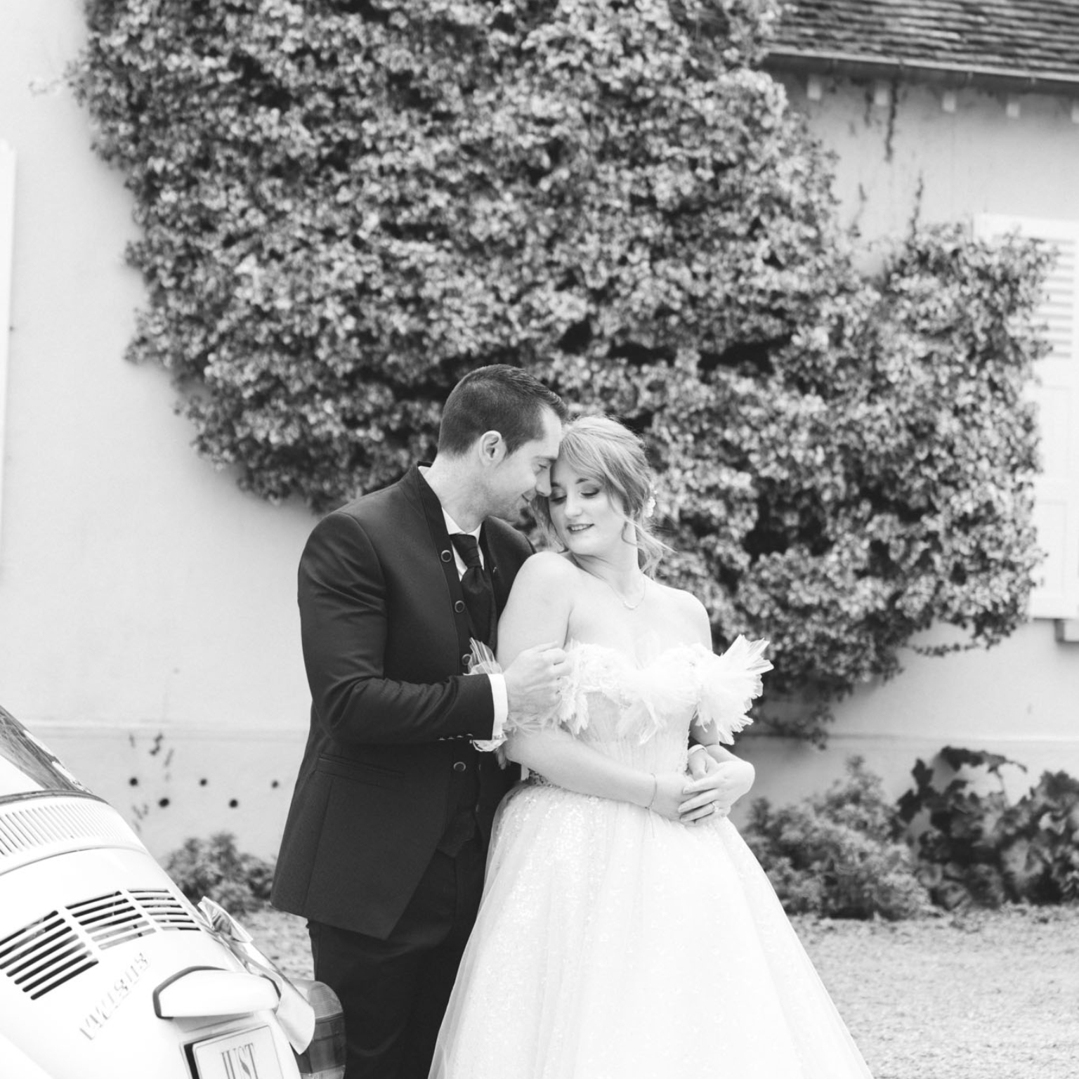 Mariés, moment de tendresse