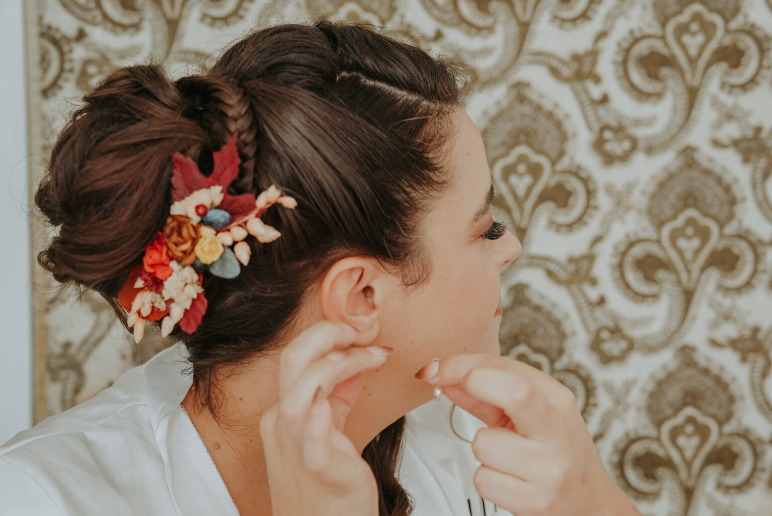 Préparatifs de la mariée, mariage automnal